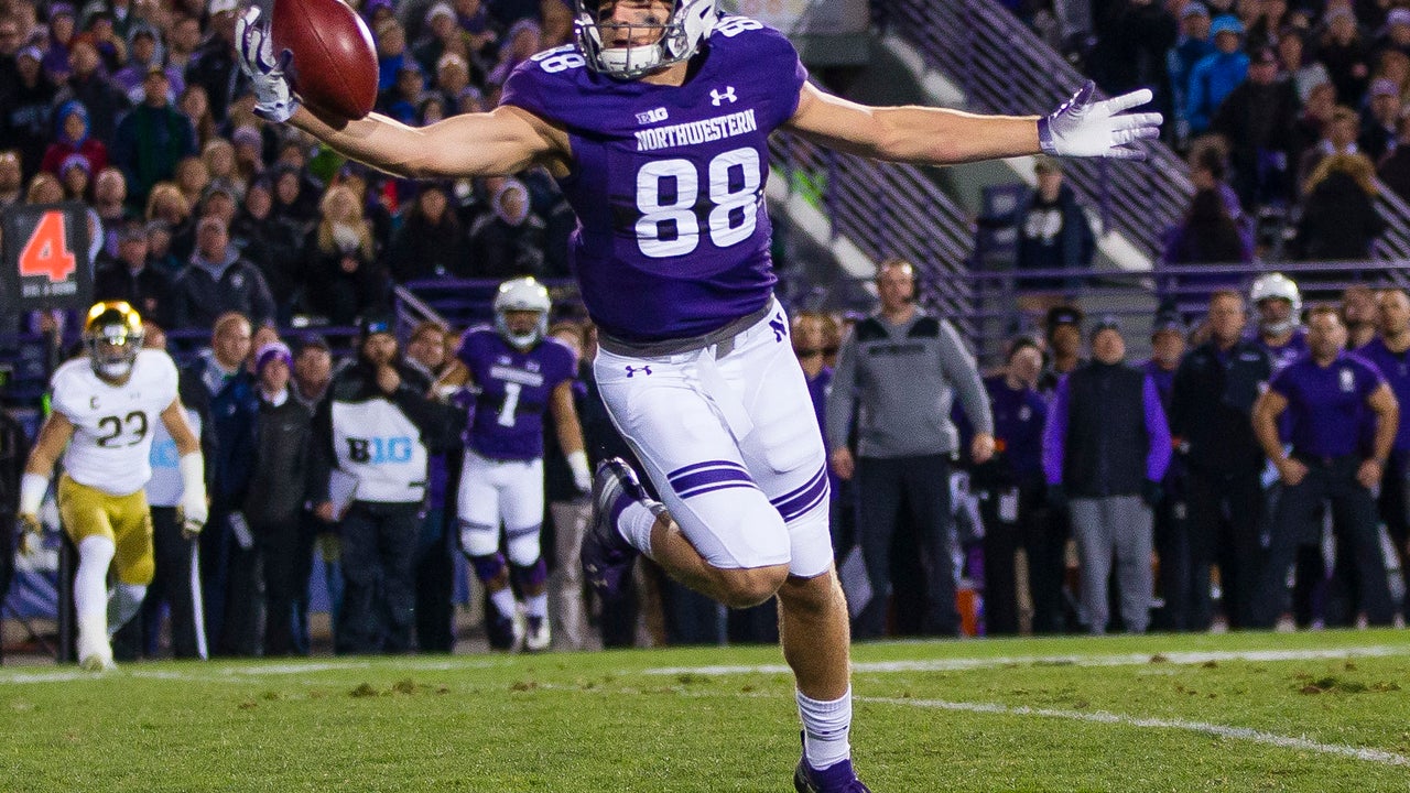 Northwestern hopes to continue Big Ten West push at Iowa